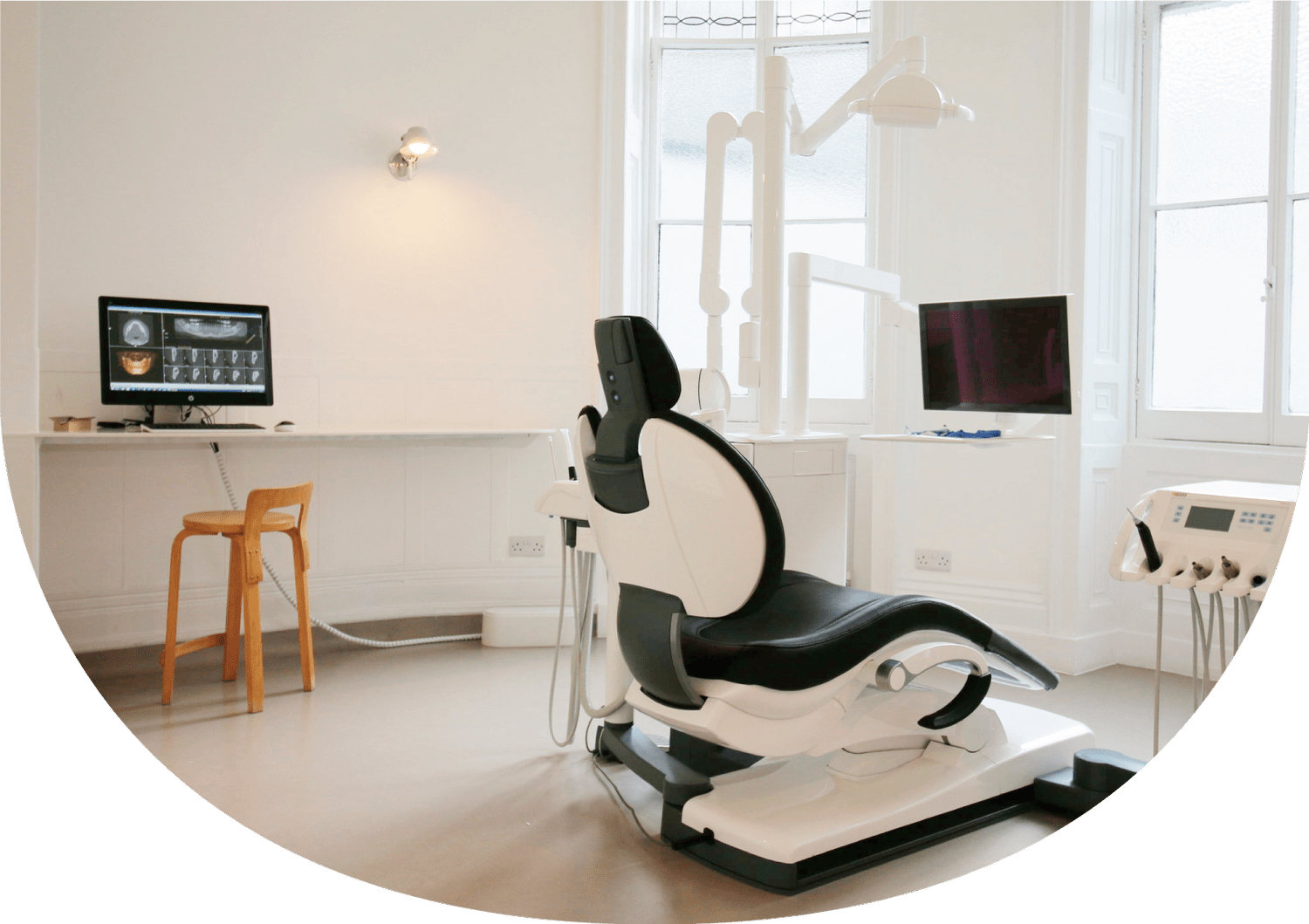 Dr. med., med. dent. Arno König, Zahnarzt/Arzt interior