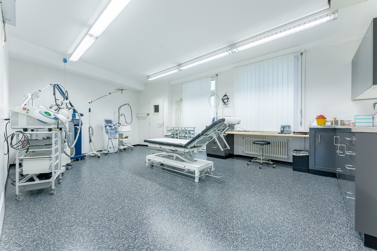 Dermatologie SG I Dr. med. Nikolaus Wagner gallery image 3