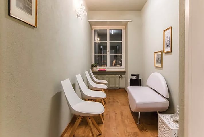 Soraya Medical Cosmetic - Kosmetikerin EFZ - Diplom. med. Kosmetikerin - SN V-NISSG gallery image 8