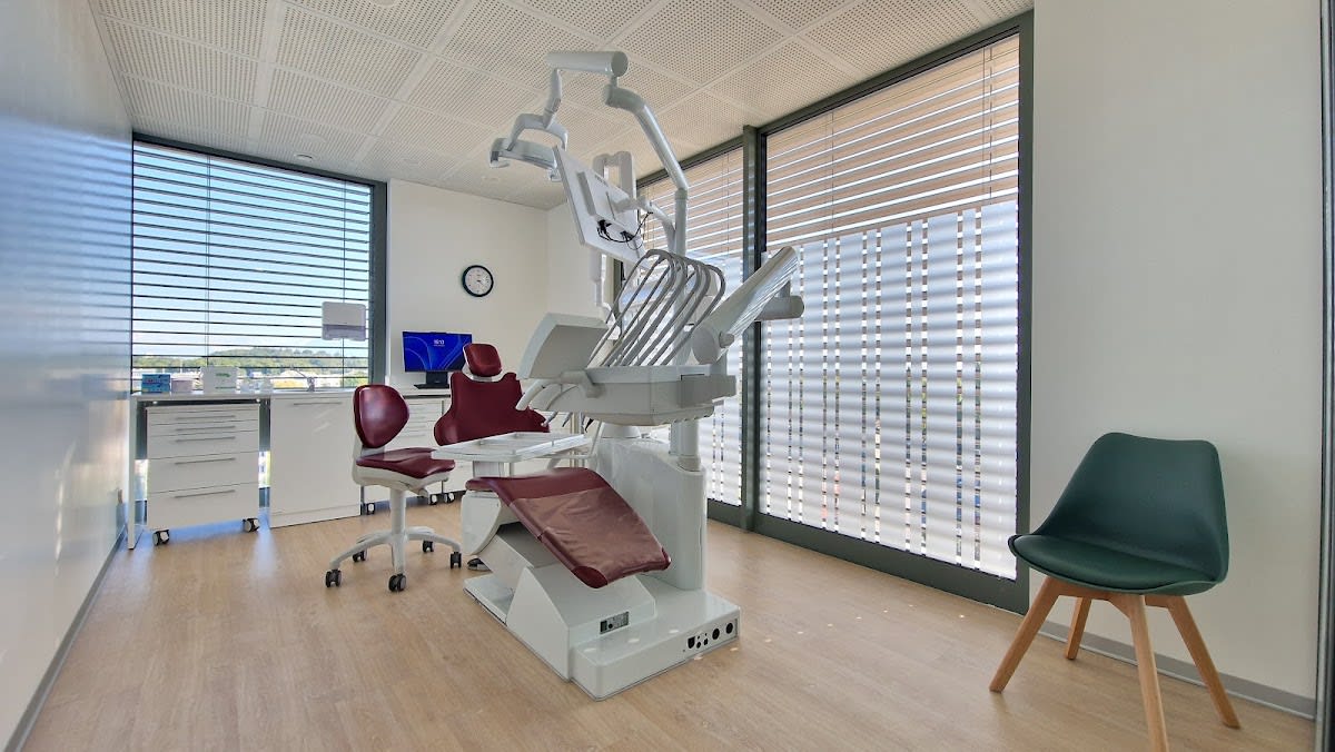 Cabinet Dentaire Côté Gare Bussigny - Dr. Ramona Popescu gallery image 10