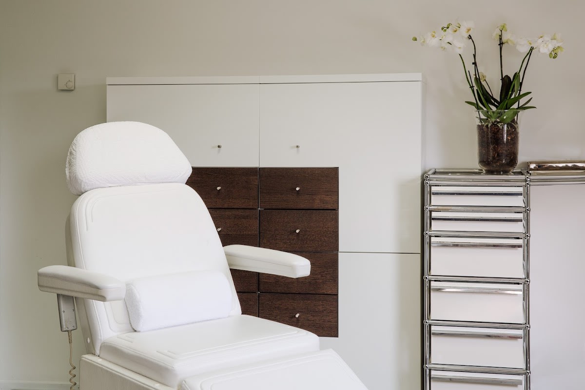 Dr. Kish Aesthetic Center gallery image 6