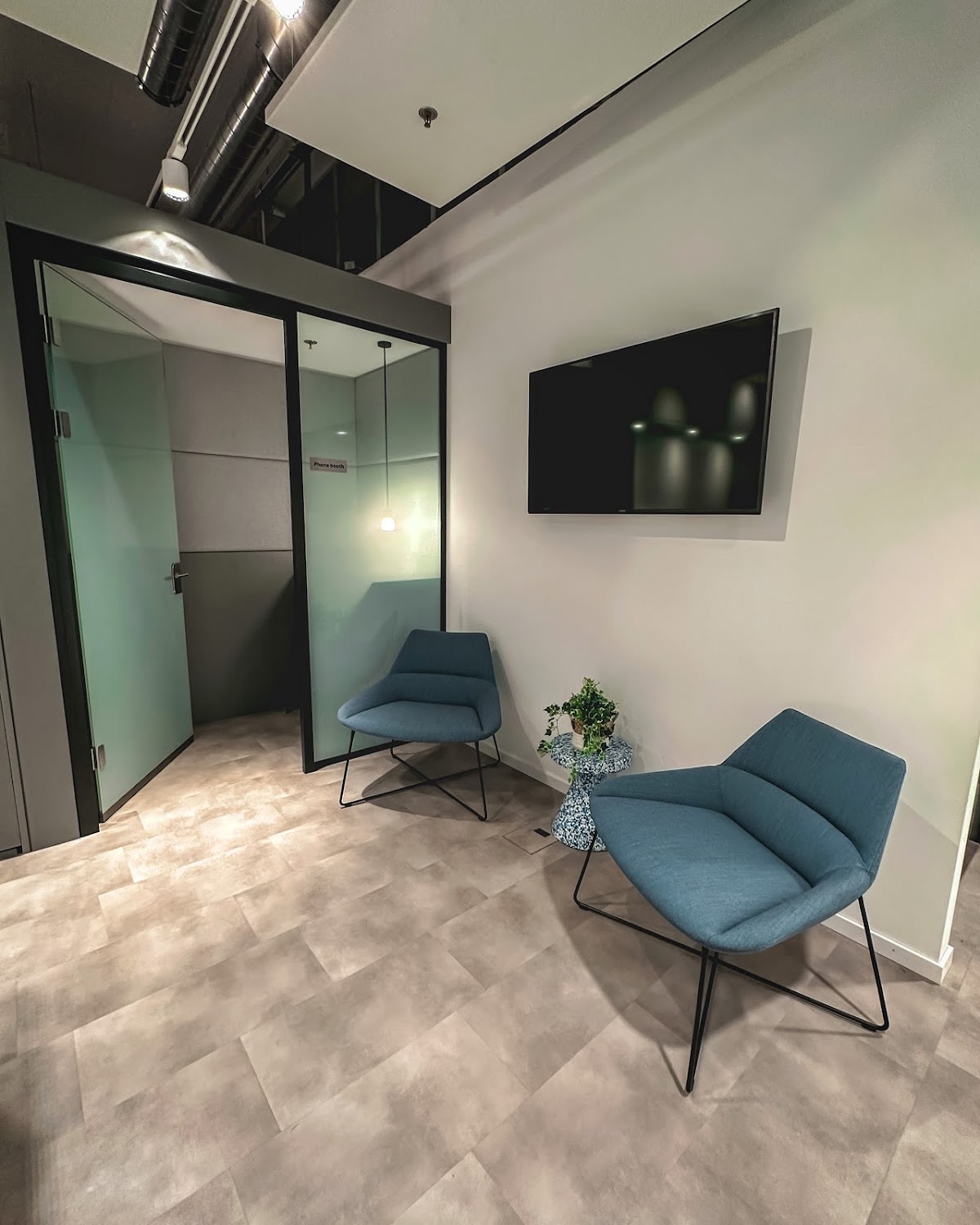 Lovely Smile - Bern gallery image 7