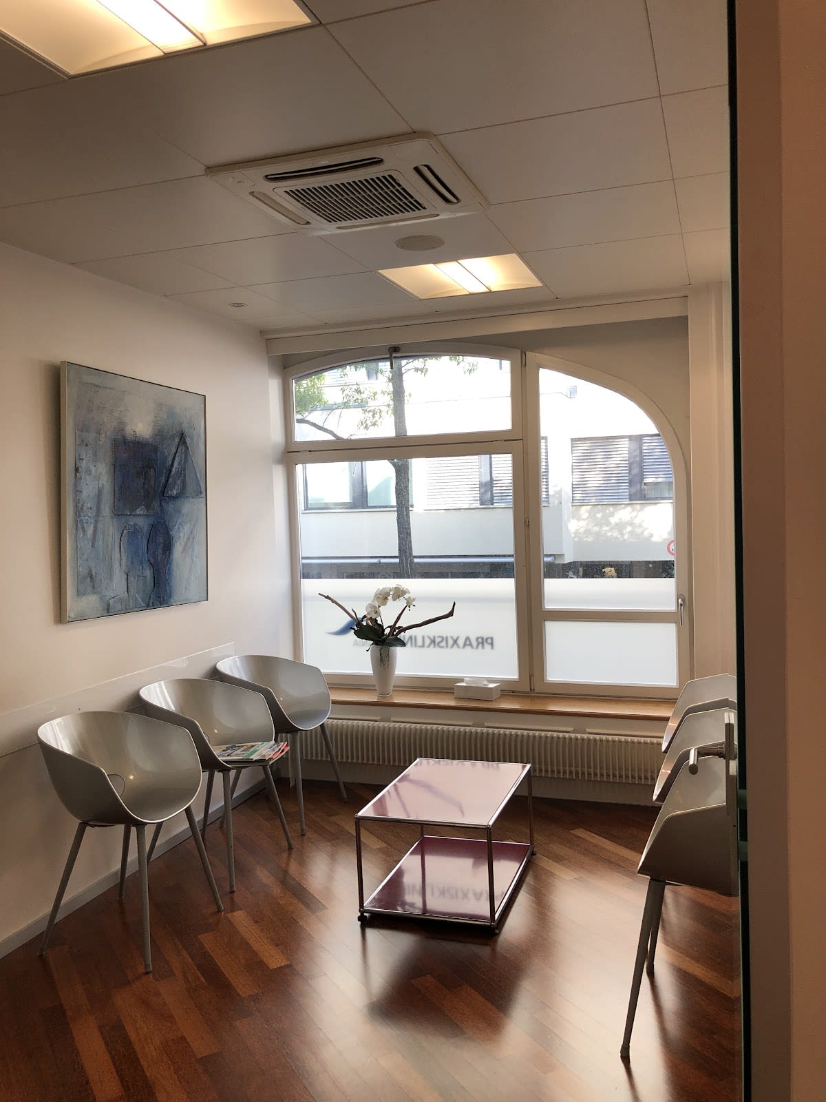Praxisklinik Urania AG gallery image 10