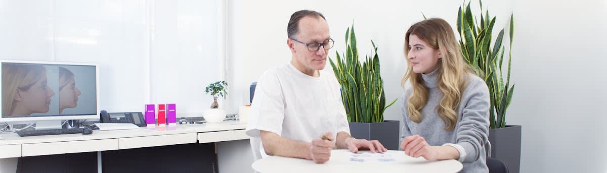 Dr. med. Stephan Bessler gallery image 9