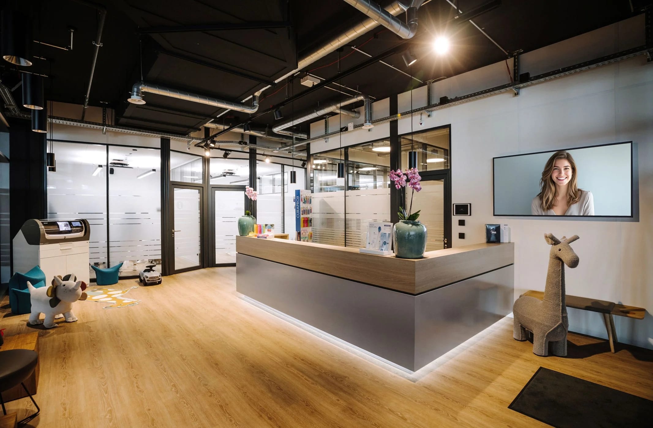 Zahnarztpraxis im Herti gallery image 7