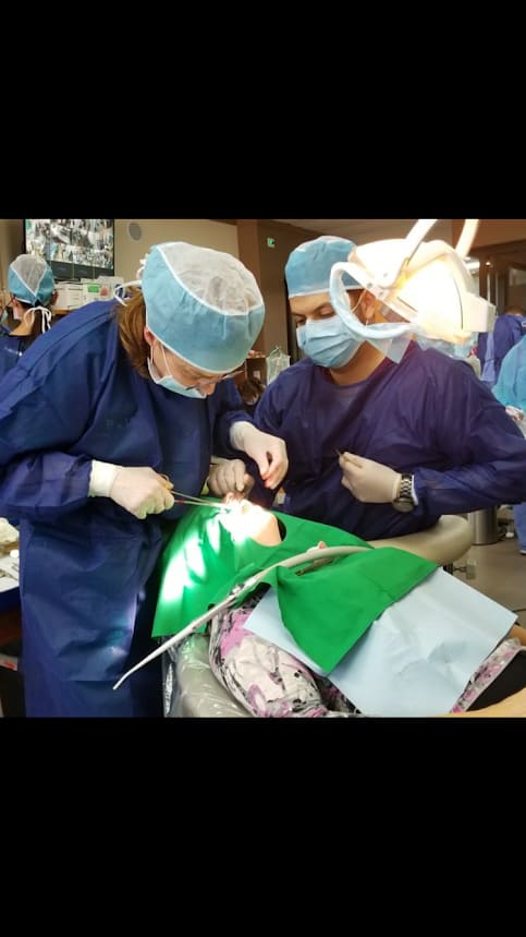 Dr ANETA LAKOMSKA gallery image 3