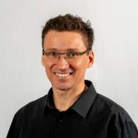 TEAM 15 - PRAXIS FÜR ZAHNMEDIZIN DR. HERMANN & PARTNER gallery image 5