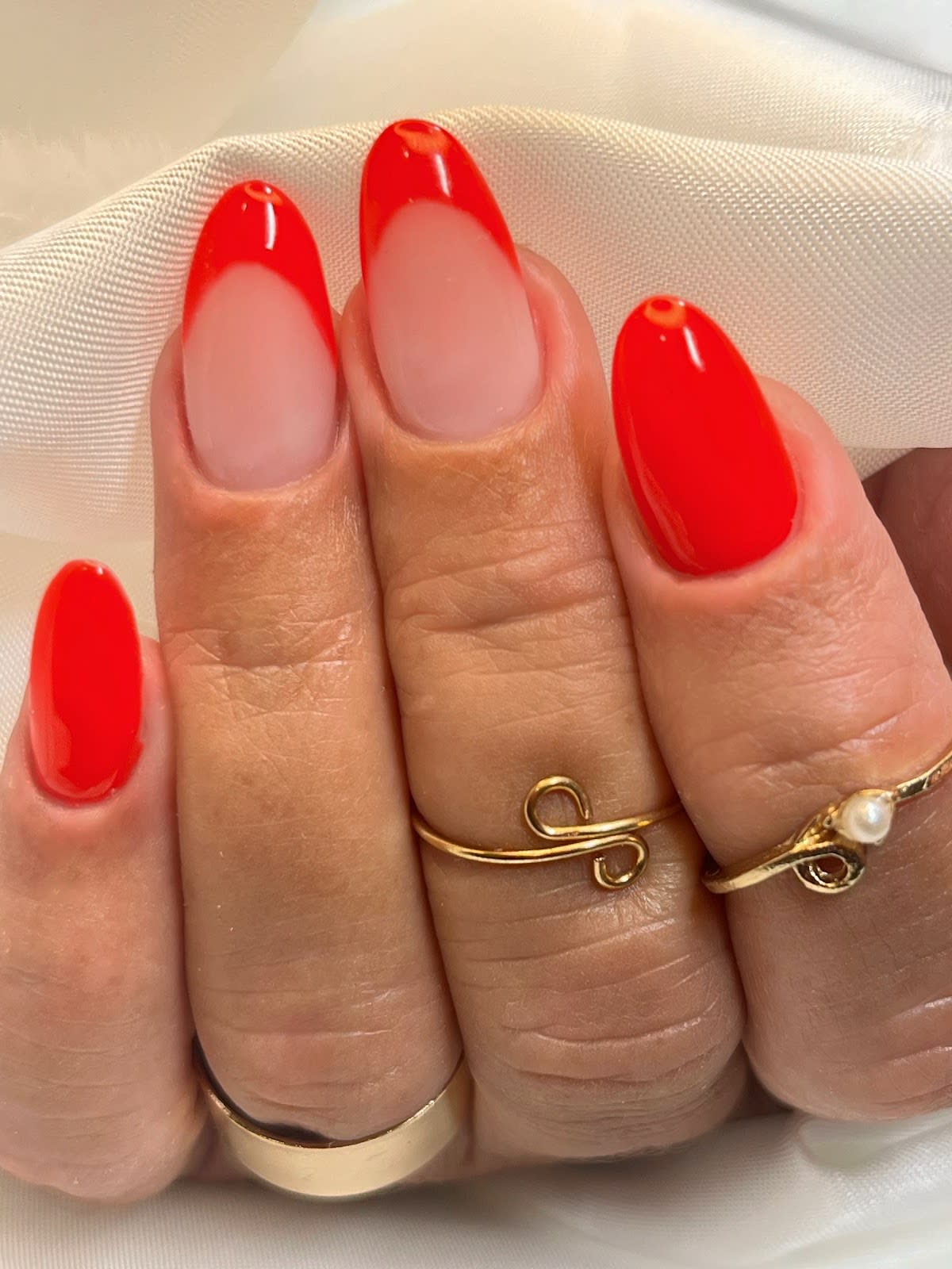 Beauty and smile gallery image 4