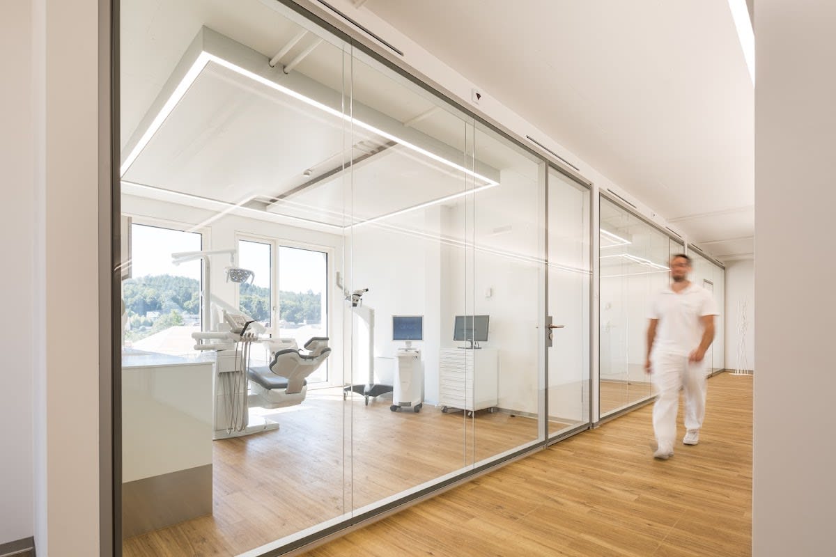 Zahnarztpraxis Liebefeld interior