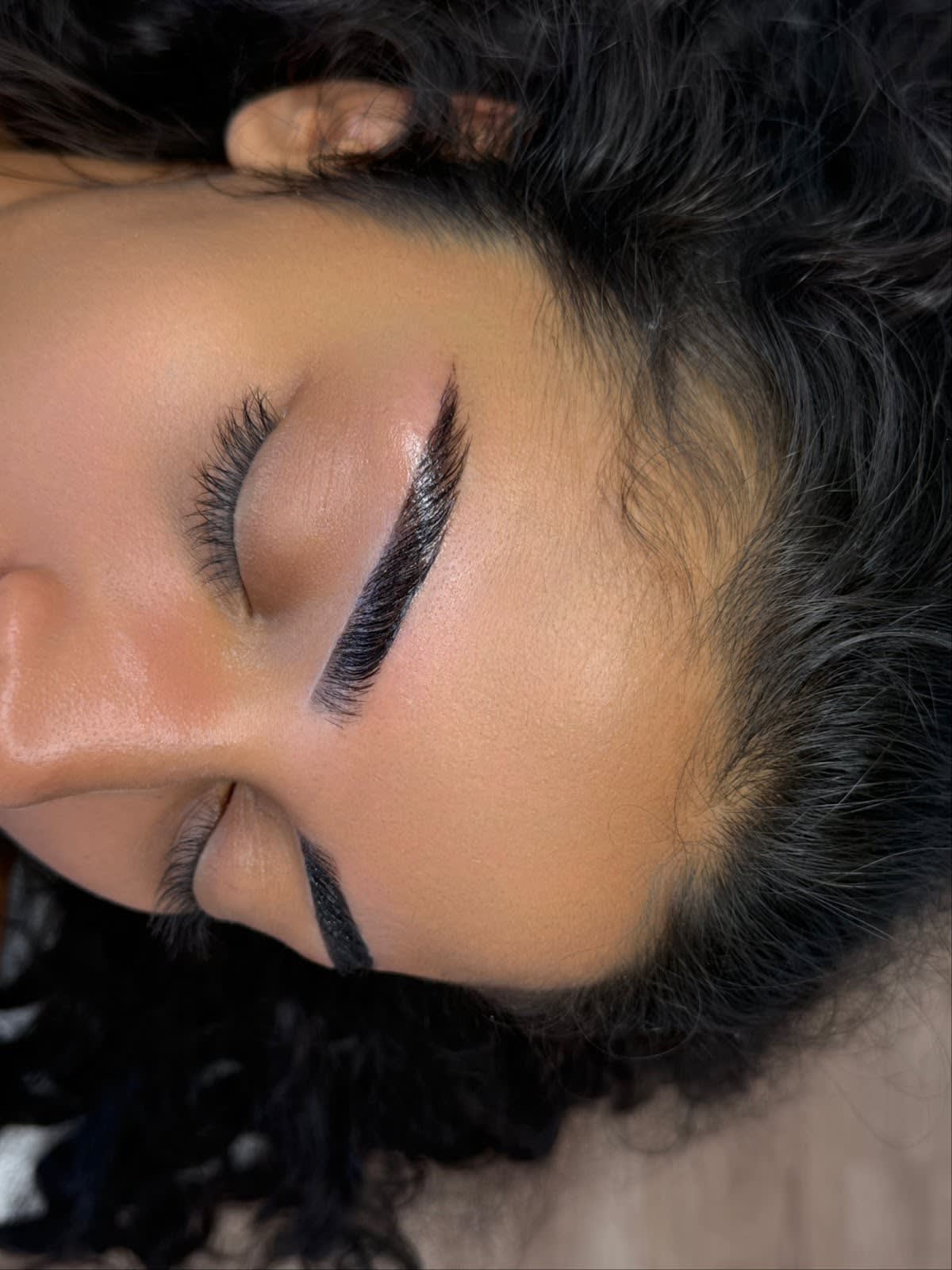 KAMYBROWS gallery image 3