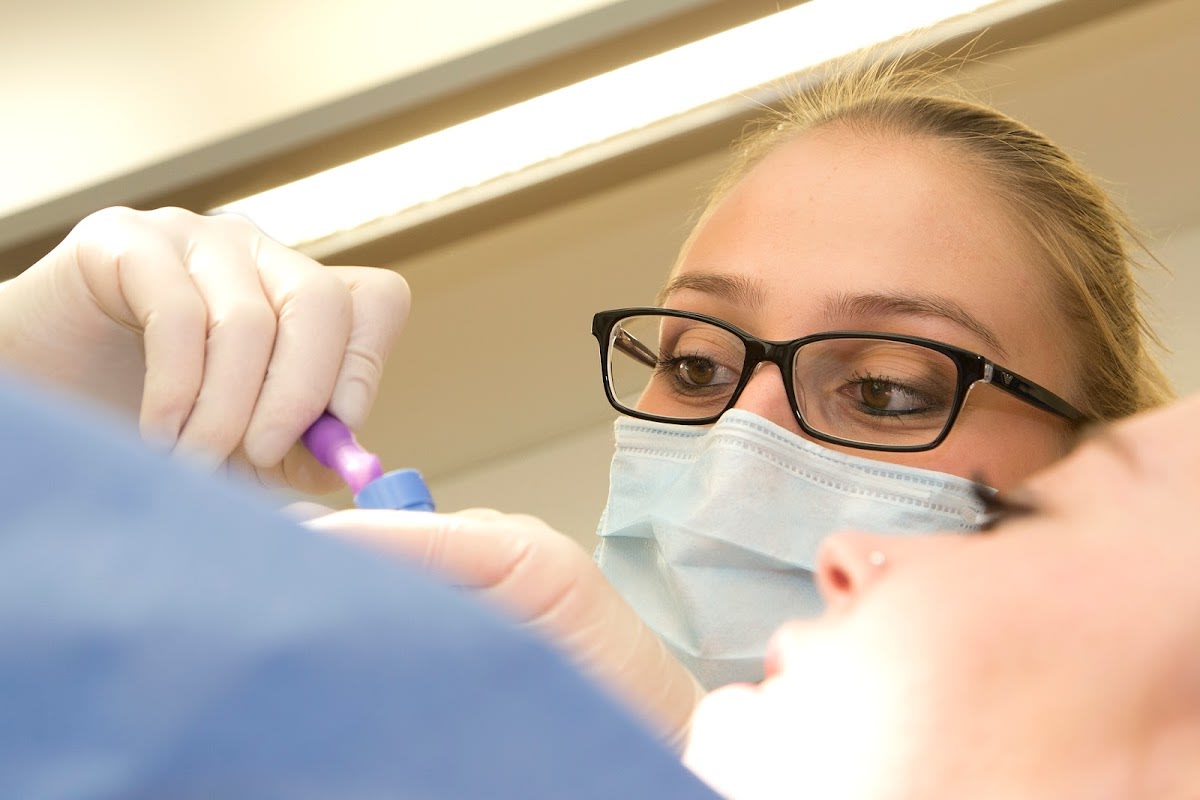 Zahnmedizin Luzern Dres. Kette und Eppenberger - Zahnarzt gallery image 8