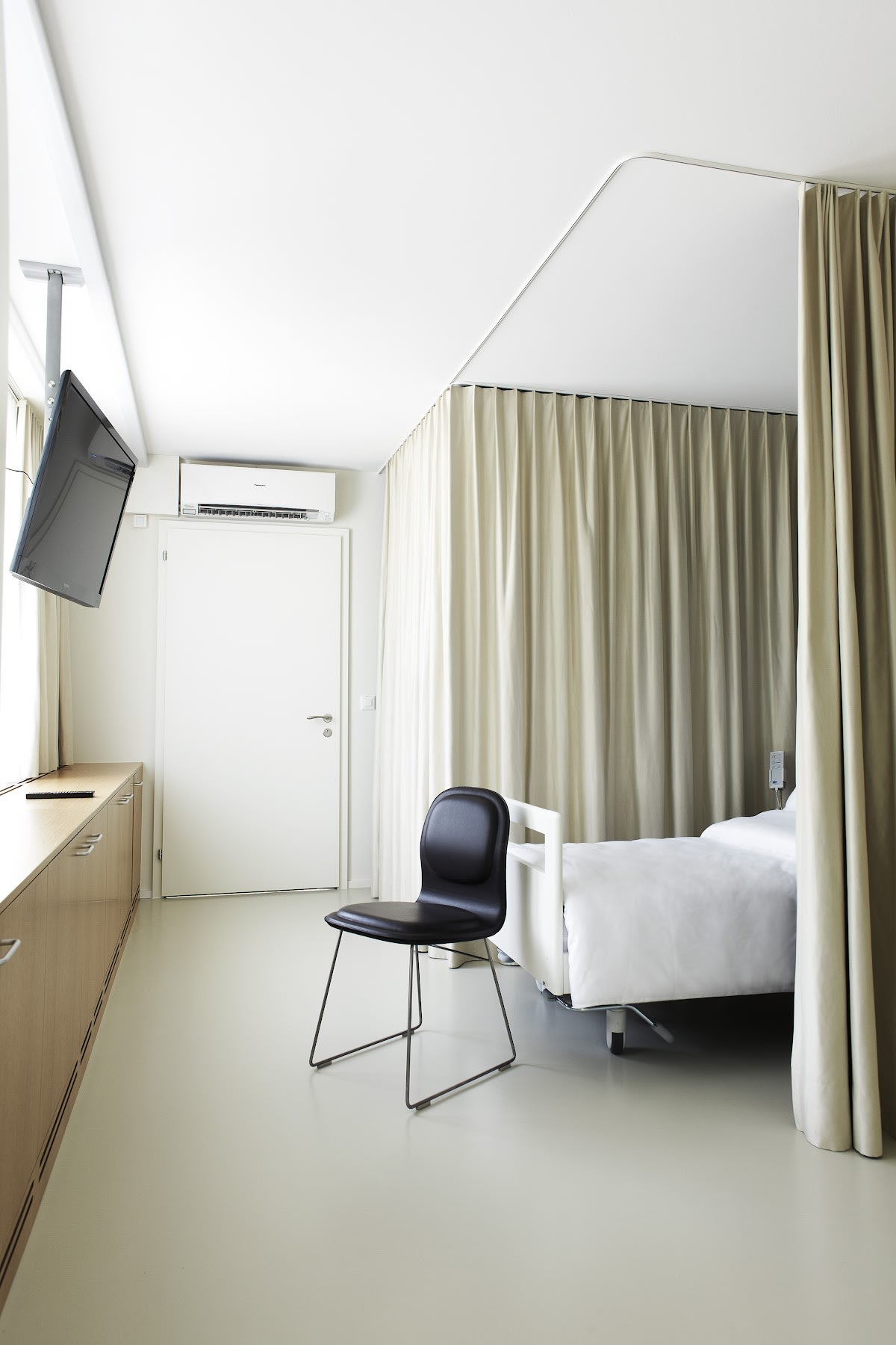 AARE KLINIk gallery image 3