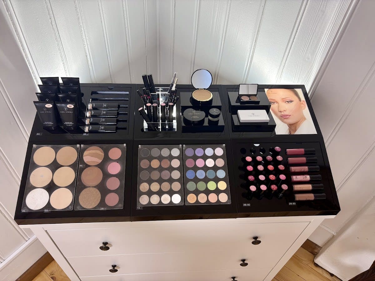 Divina Kosmetik gallery image 9