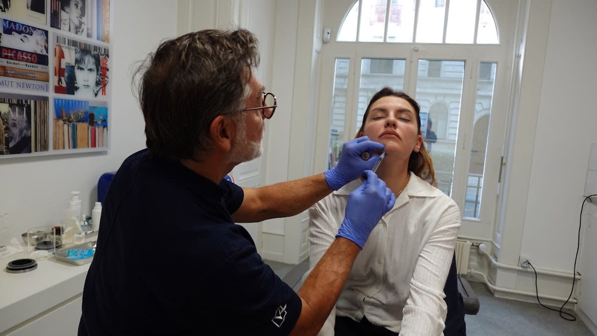 Dr. Hervé Raspaldo gallery image 9