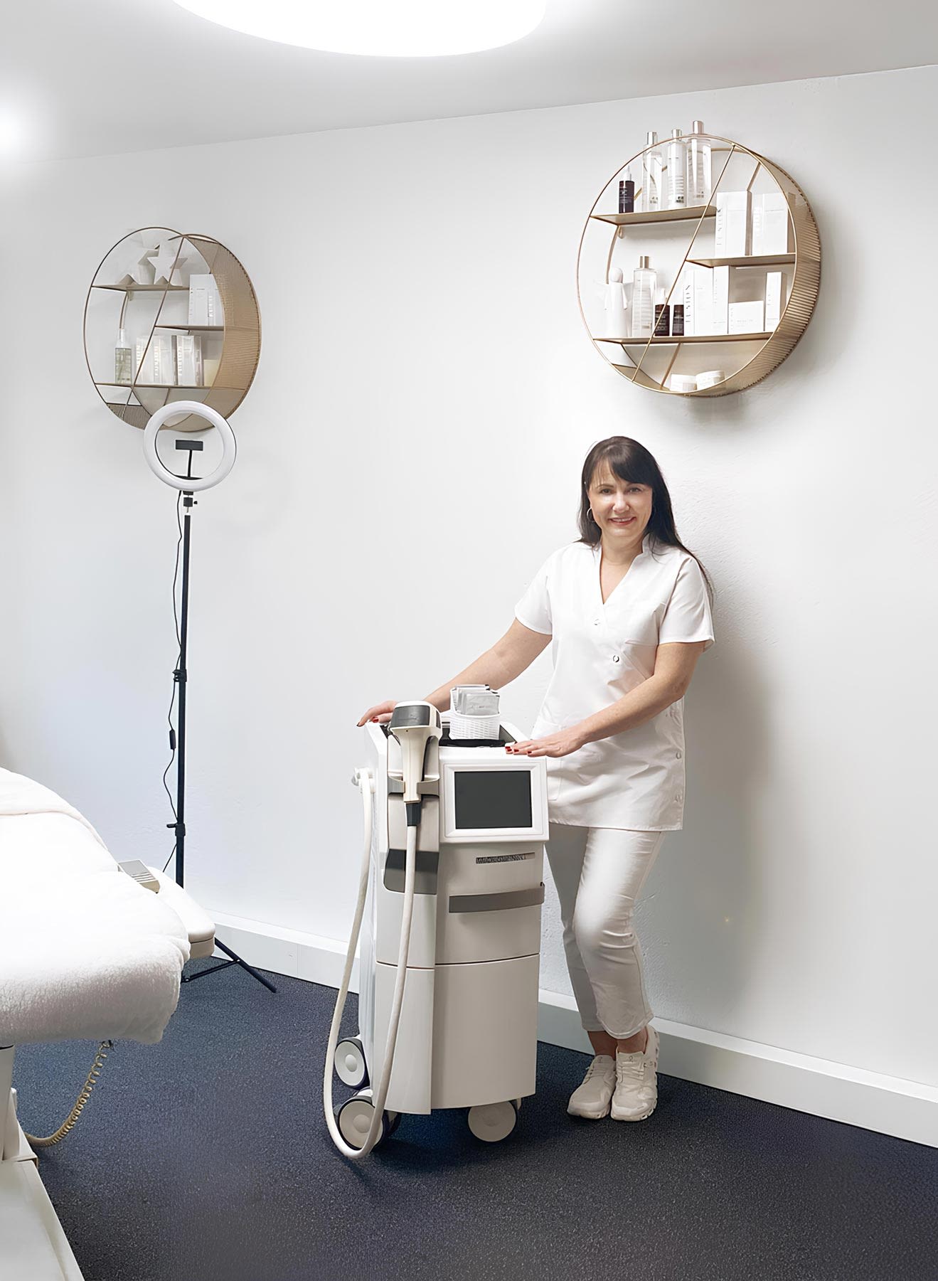 Violetta Beauty gallery image 4