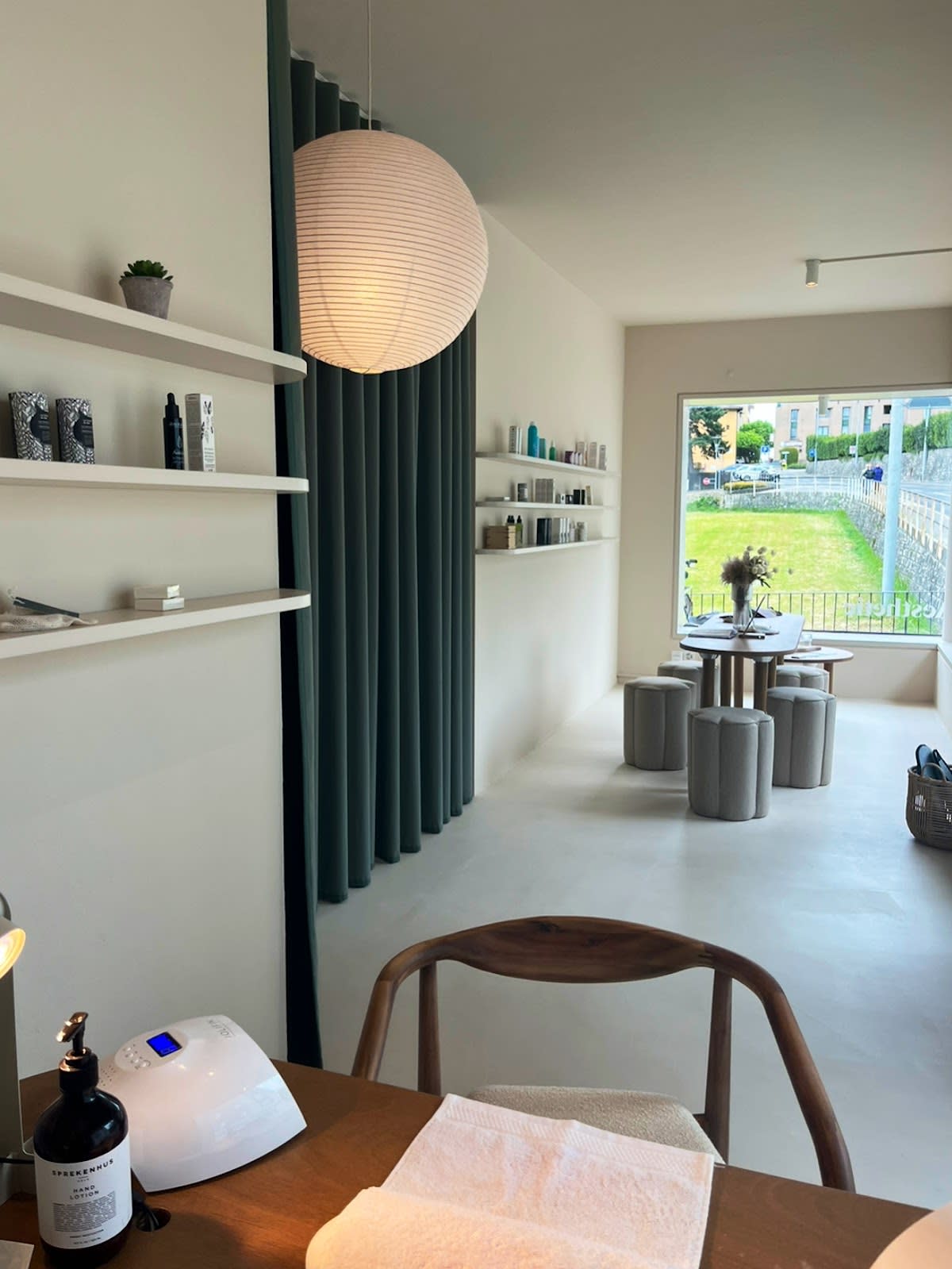 Aesthetic gallery image 3