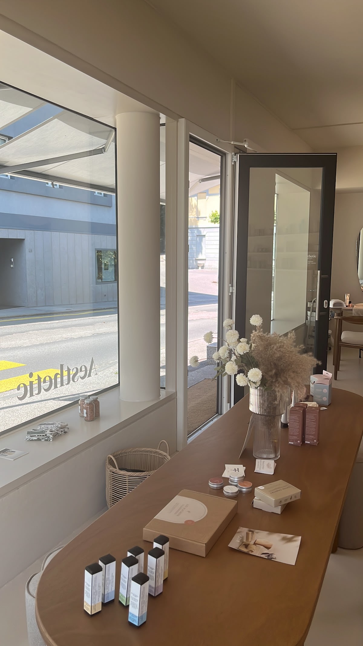 Aesthetic gallery image 4