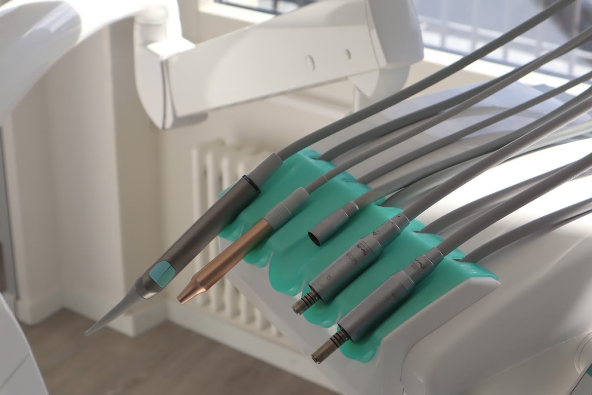 Centre Dentaire Naharro | Lausanne gallery image 8