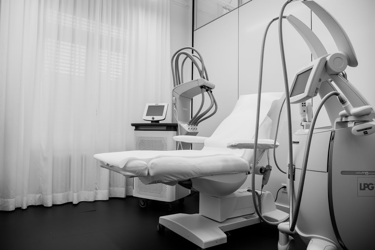 prevention-center AG Zürich - Schönheits­chirurgie gallery image 9