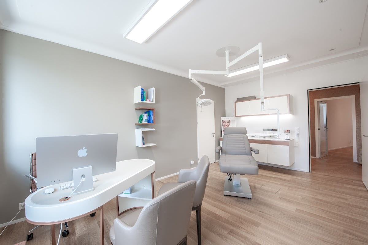 Swiss Derma Clinic | Praxis für Dermatologie & Ästhetik gallery image 8