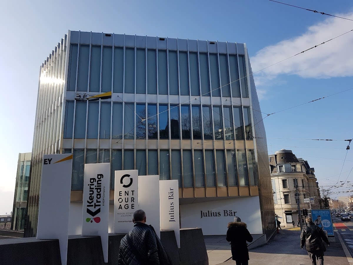 ENTOURAGE Medical Esthetic Solutions SA gallery image 3