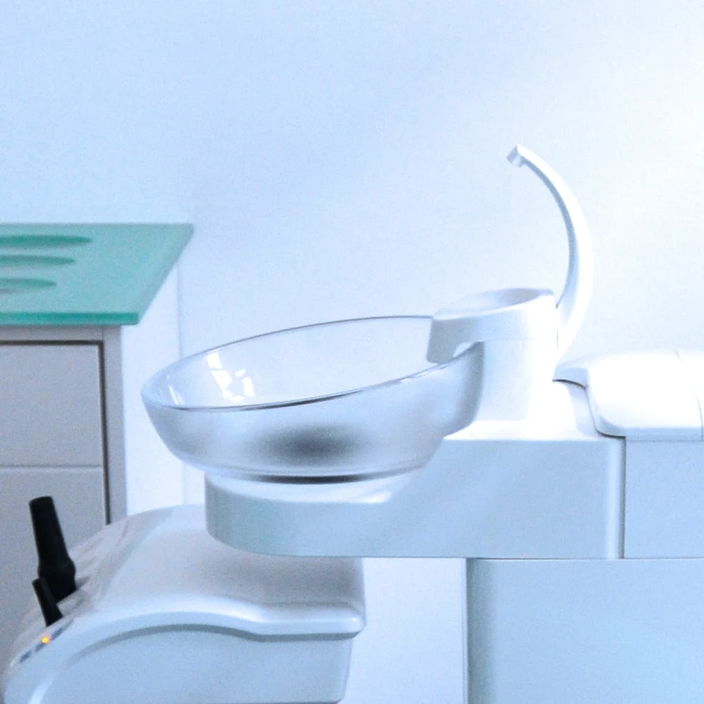 Mr. Dr.med.dent. Luca Rodoni gallery image 7