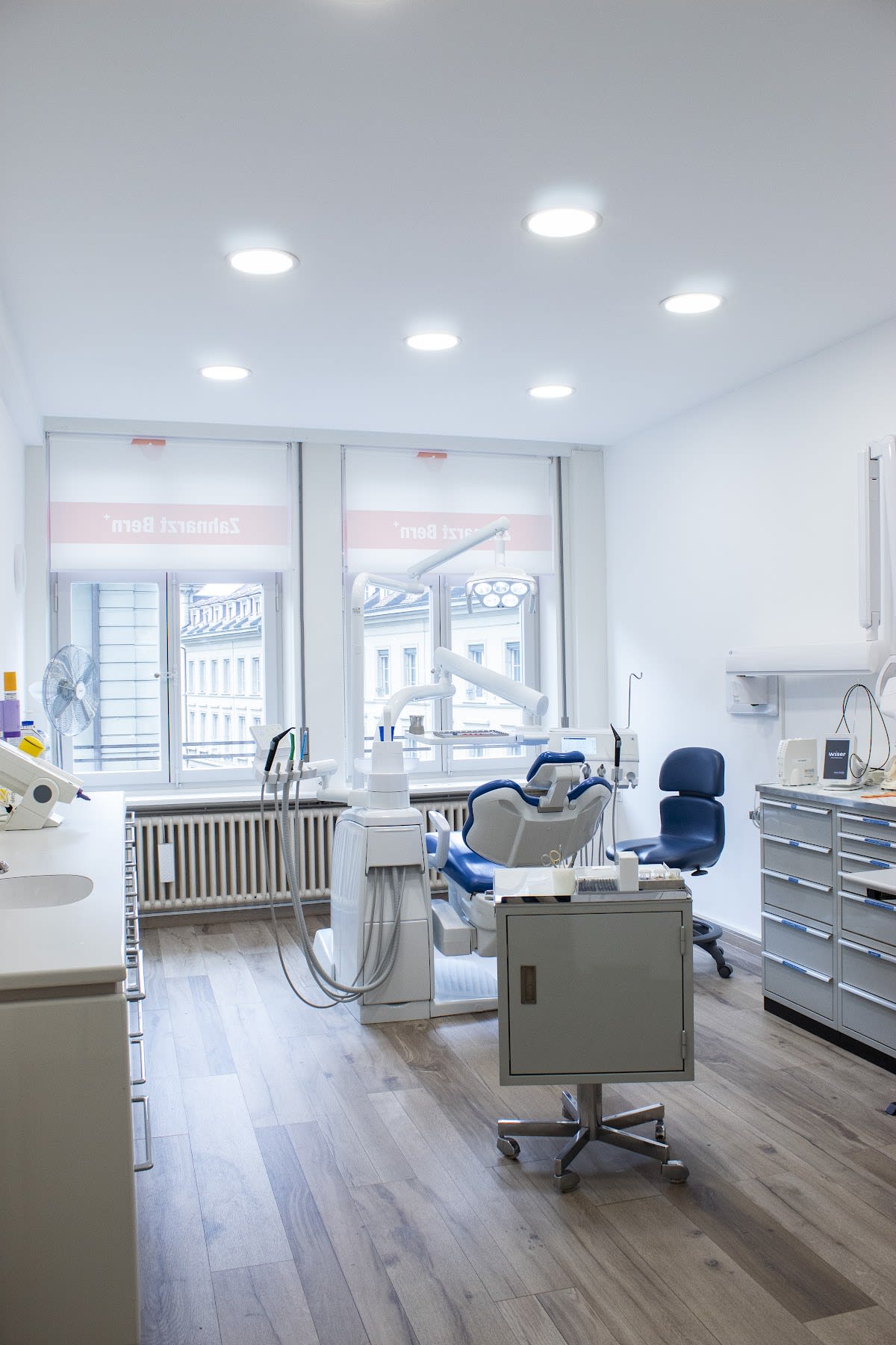 Dr.med.dent. Cristina Nica gallery image 5