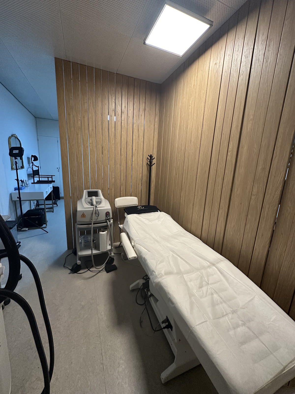 Gülden Ciloglu gallery image 5