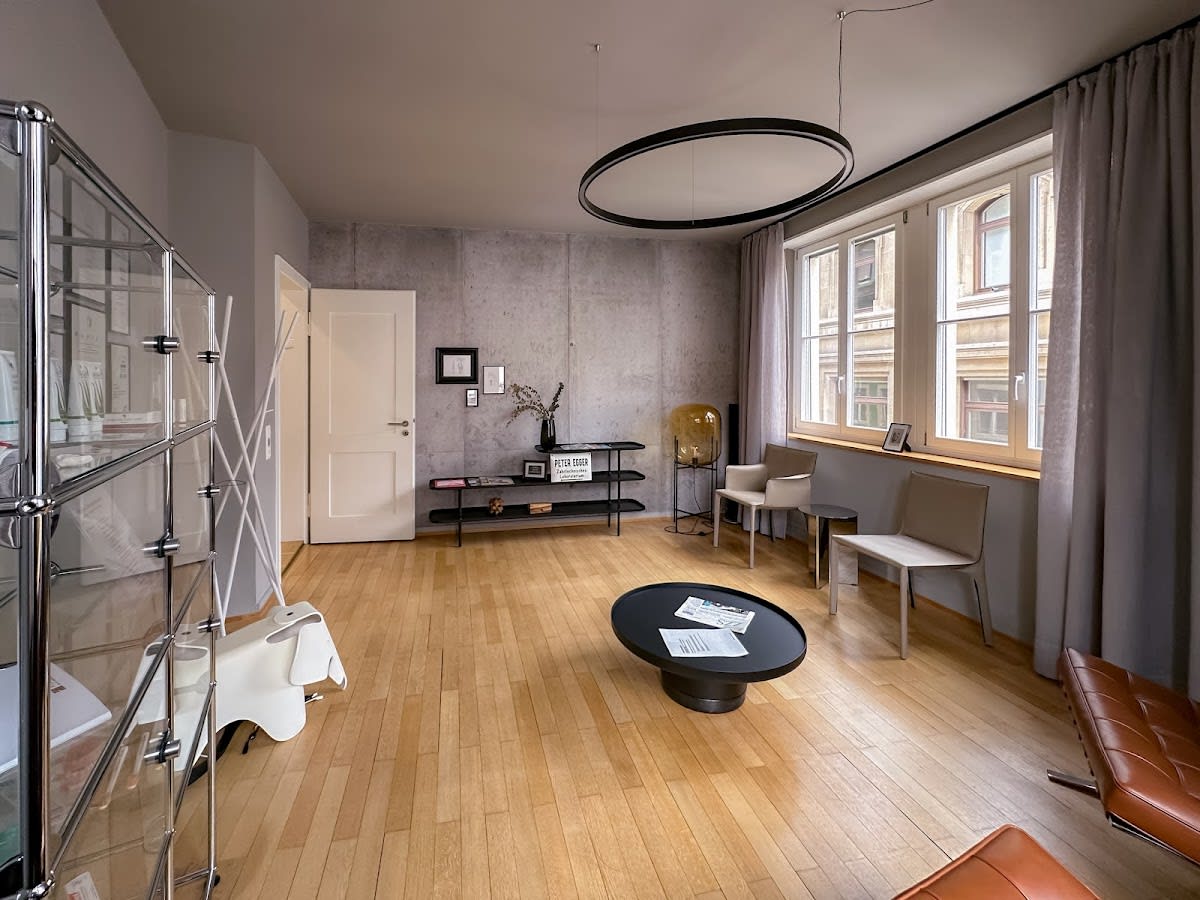 Zahnarzt AESTHETIKART Dr. med. dent. Sven Egger gallery image 3