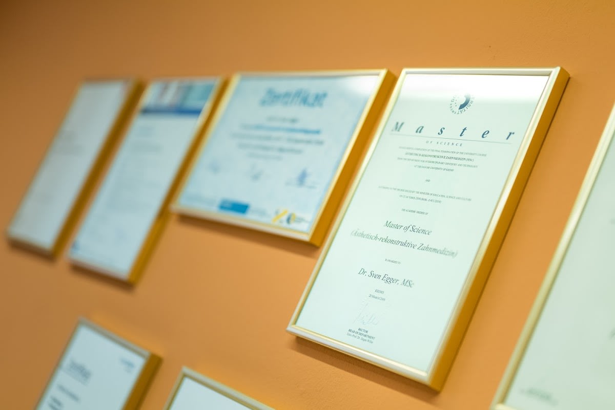 Zahnarzt AESTHETIKART Dr. med. dent. Sven Egger gallery image 9