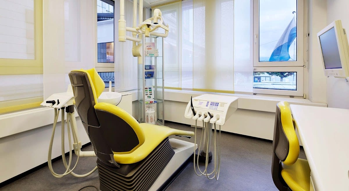 Zahnklinik Dr. Jans – Zahnarzt Luzern gallery image 9