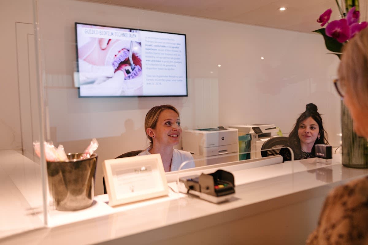 Adent | Dentiste Genève - Charmilles gallery image 1