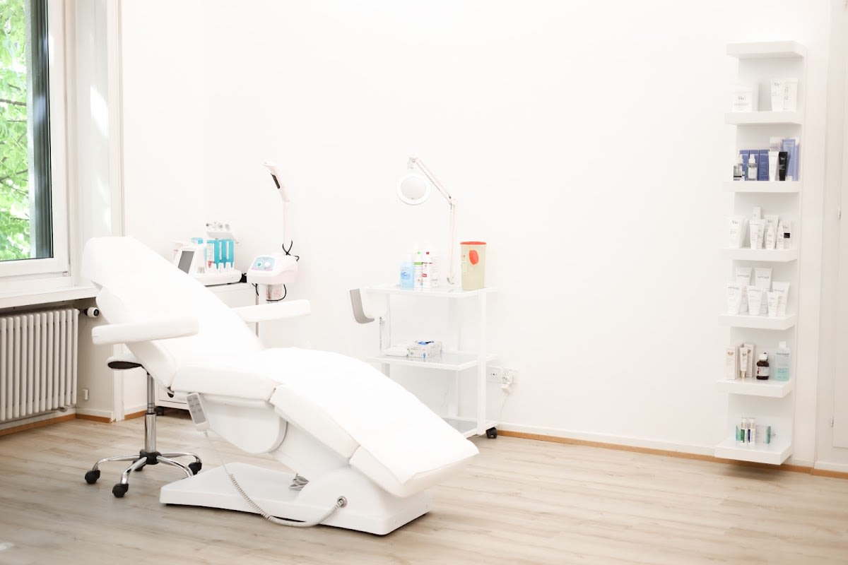 Dermanova GmbH in Basel gallery image 2