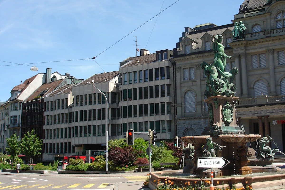 Zahnarztpraxis Dr. Bertschinger gallery image 8