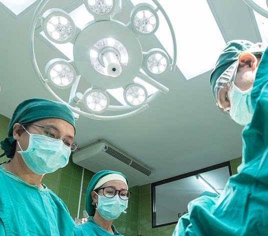 SEEKLINIK ZÜRICH - Fachklinik für Mund-, Kiefer- und Plastische Gesichtschirurgie gallery image 4