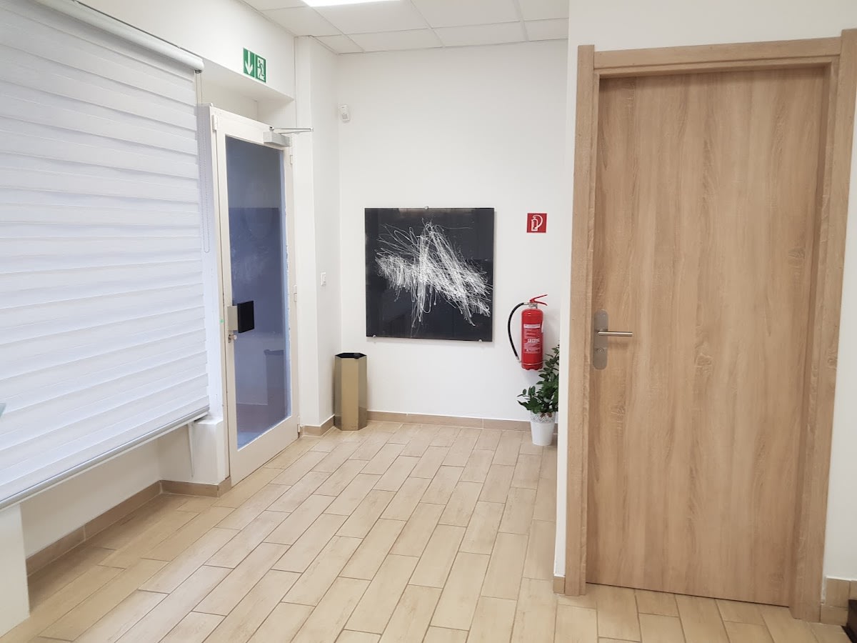 La Clinica del Capello - CENTRO TRICOLOGICO LUGANO gallery image 5