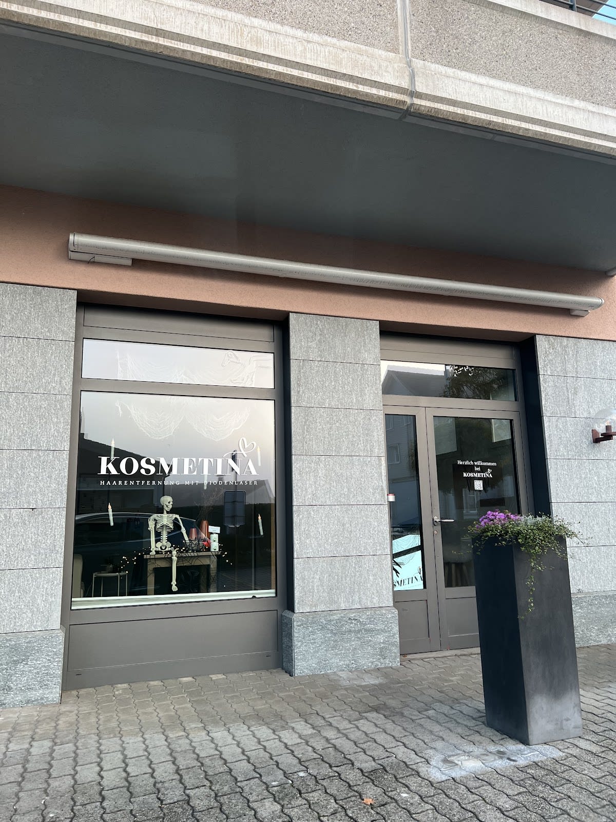 Kosmetina GmbH interior