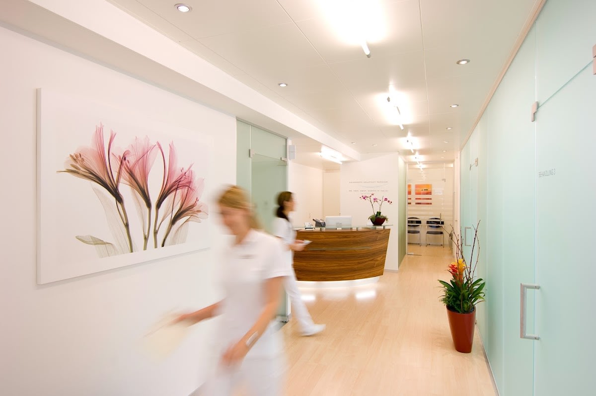 ZAHNÄRZTE NEUSTADT PASSAGE gallery image 3