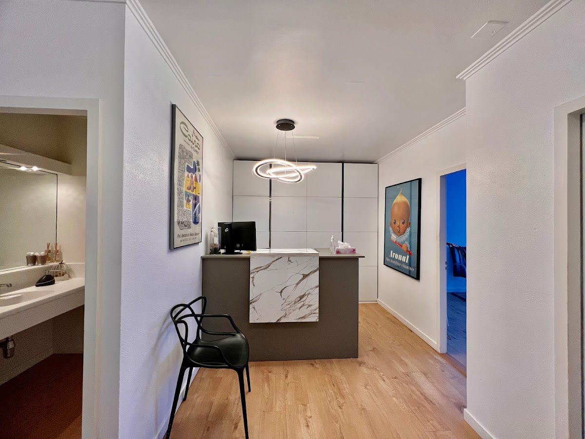 Cabinet dentaire Xavier Leyvraz gallery image 1