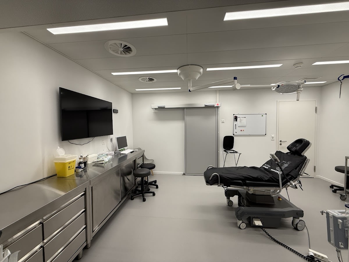 Craniologicum Bern – Dr. Felipe Mercado, Oralchirurgie gallery image 8