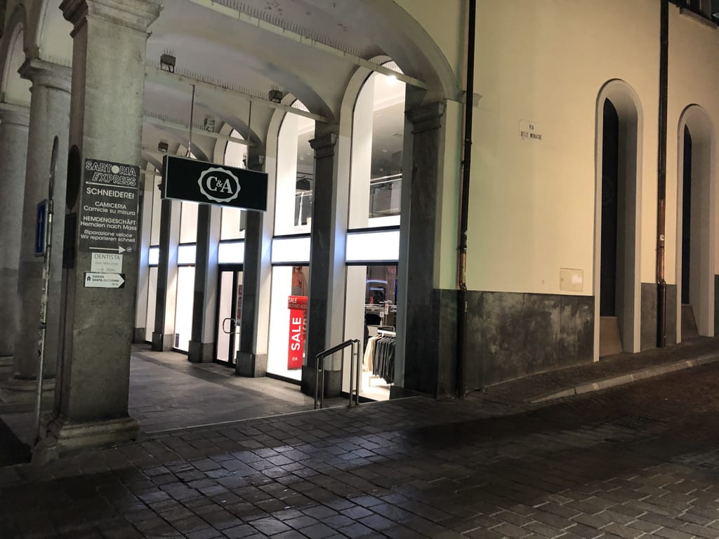 Studio Dr. Mike & Cordula Zitter- medici dentisti interior