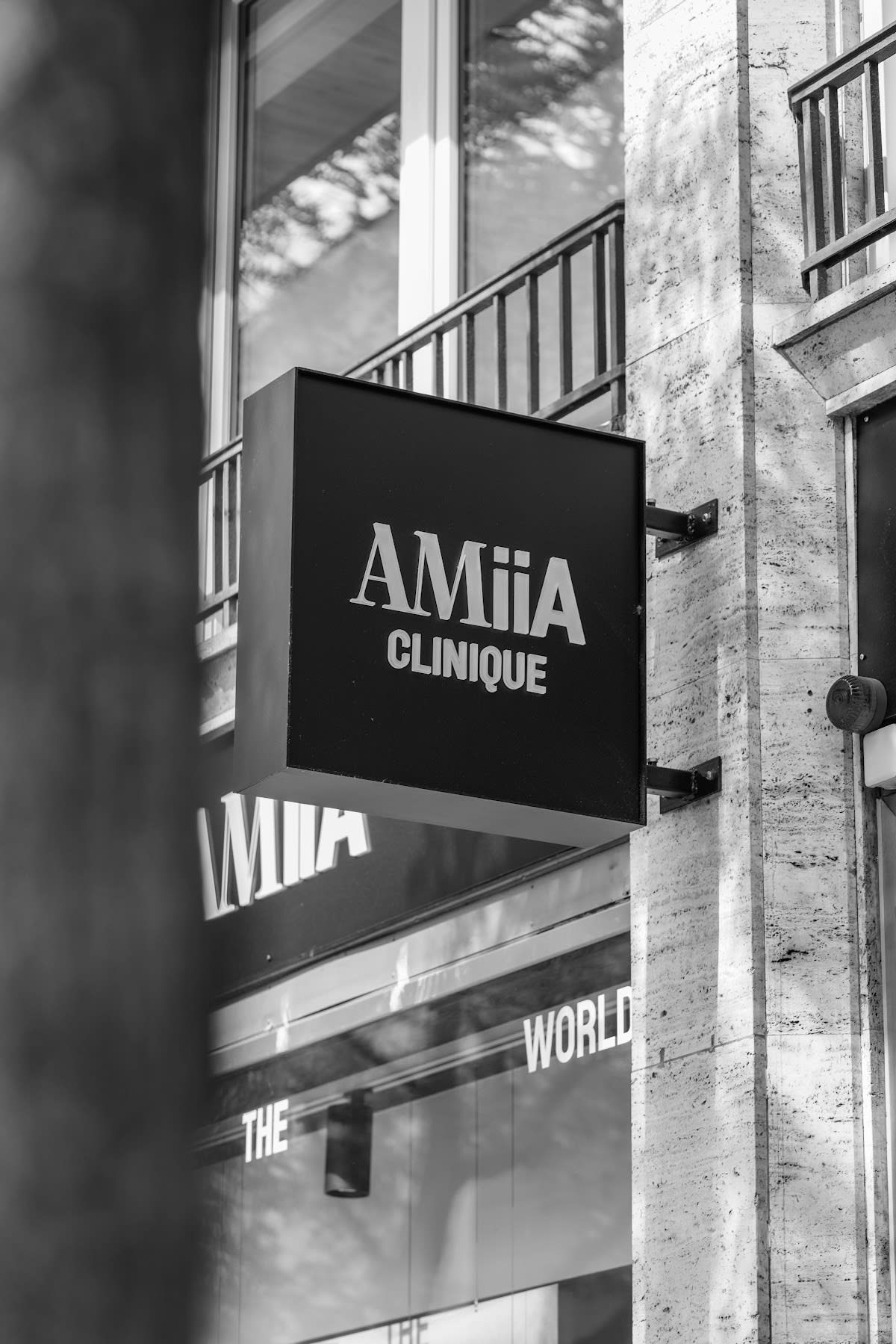 Amiia Clinique gallery image 2