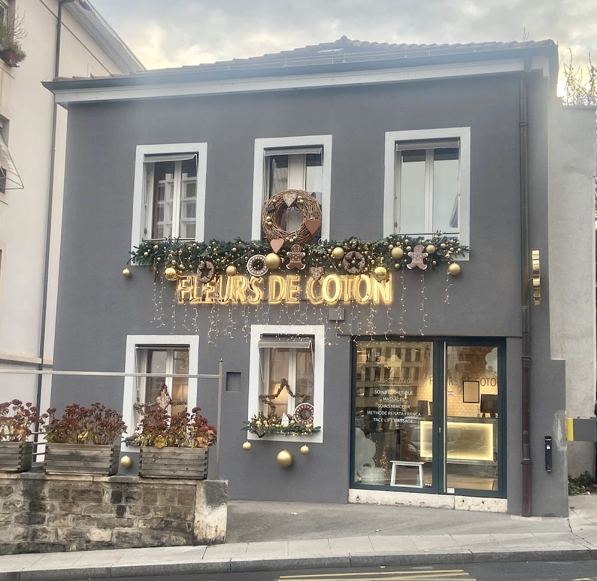 Maison Fleurs de Coton gallery image 1