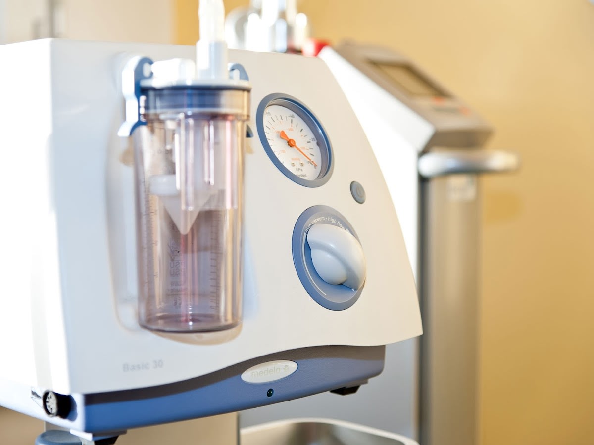 Dr. med. dent. Roland Lauber, Fachzahnarzt für Oralchirurgie, Sportzahnarzt, DGSZM gallery image 3