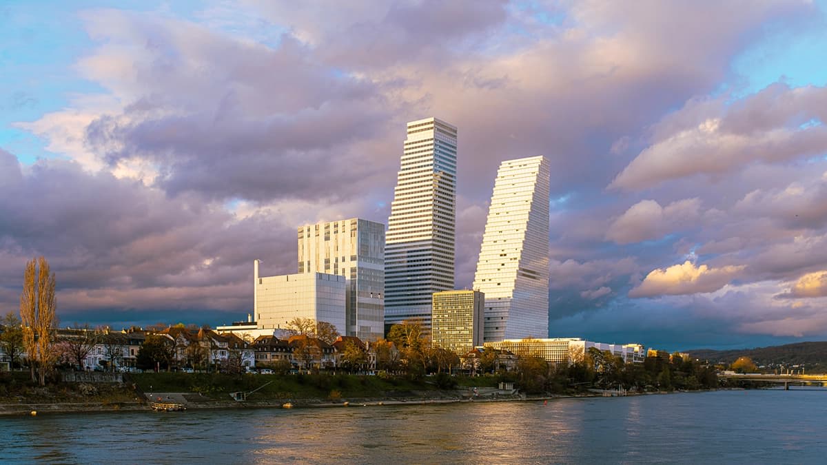 YOUSEEBASEL-Augenlasern in Basel gallery image 1