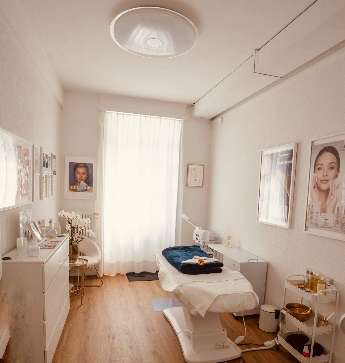 Natura Faces gallery image 1