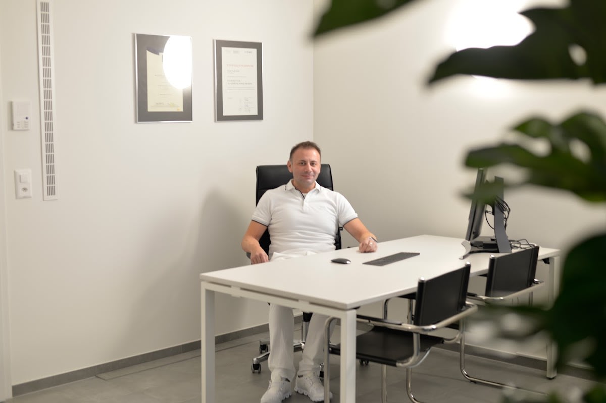 VenustaMed Dr. Kainth gallery image 1