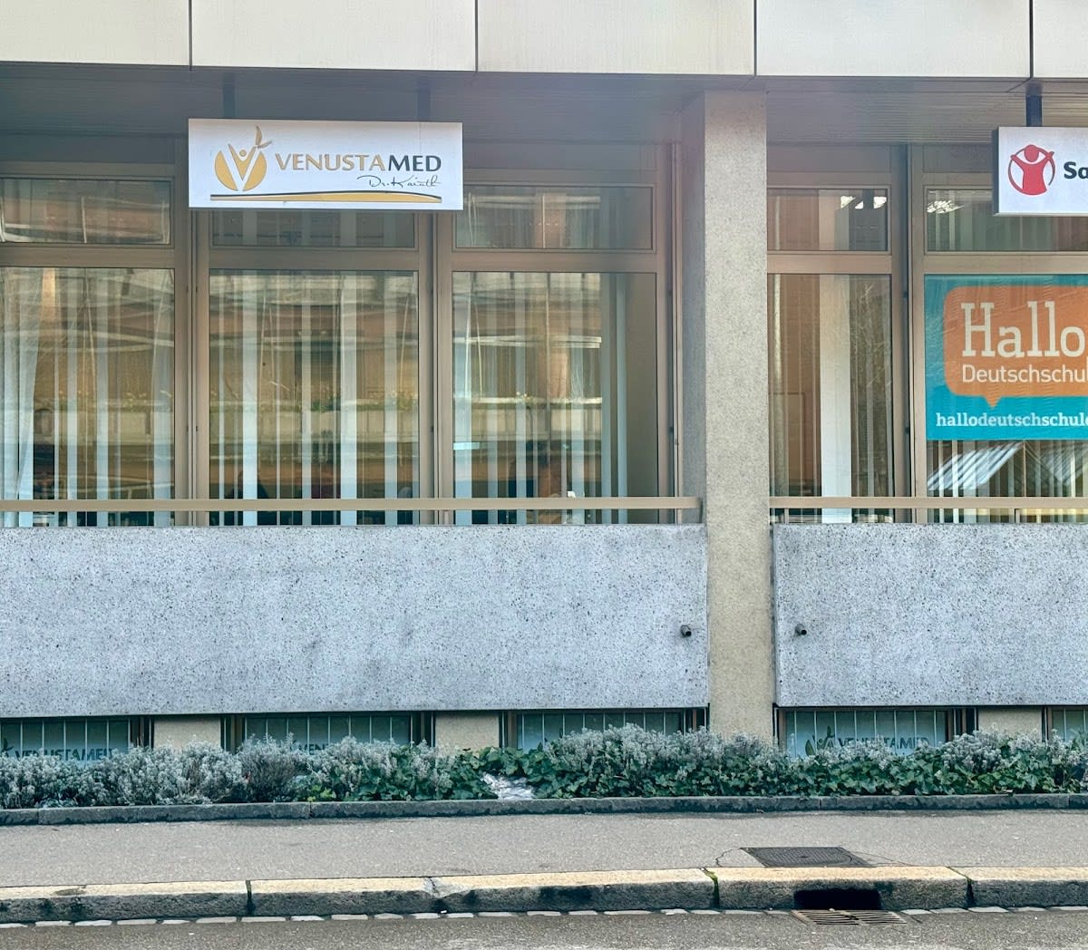 VenustaMed Dr. Kainth gallery image 5