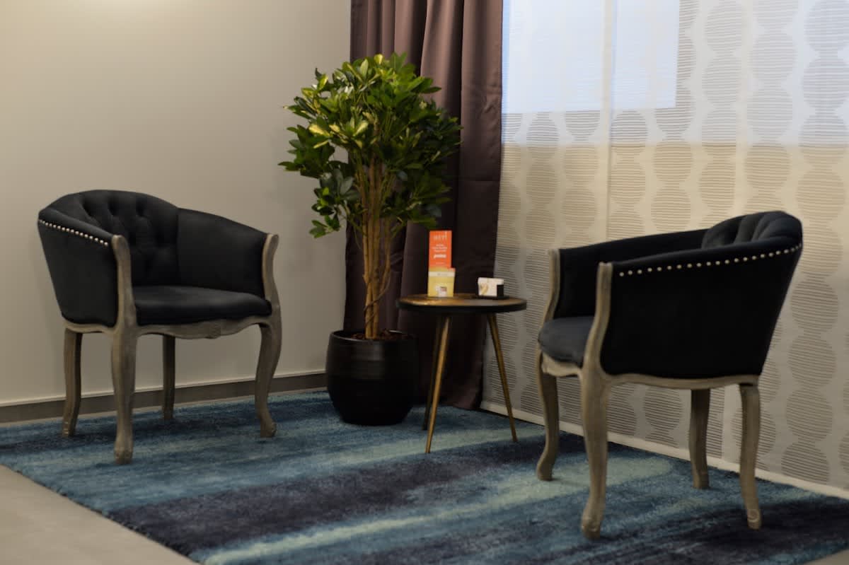 VenustaMed Dr. Kainth gallery image 7