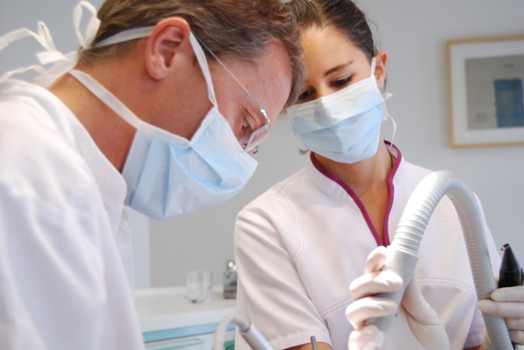 Cabinet dentaire des Drs Haerri Alain et Johan gallery image 6